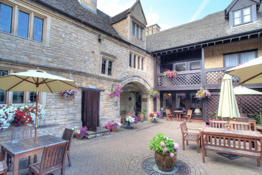 The Bell Inn, Stilton, Cambridgeshire Peterborough Zewnętrze zdjęcie