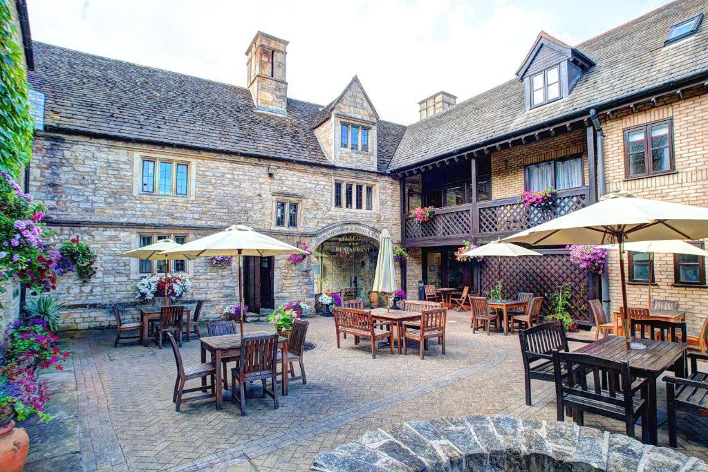 The Bell Inn, Stilton, Cambridgeshire Peterborough Zewnętrze zdjęcie